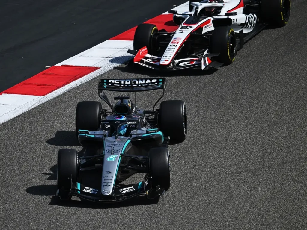 Foto zur News: Haas-Teamchef: Warum Mercedes der Konkurrenz einen Schritt voraus ist