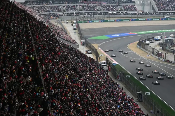 Spectator surge in Shanghai: 230.000 see Antonelli victory on-site