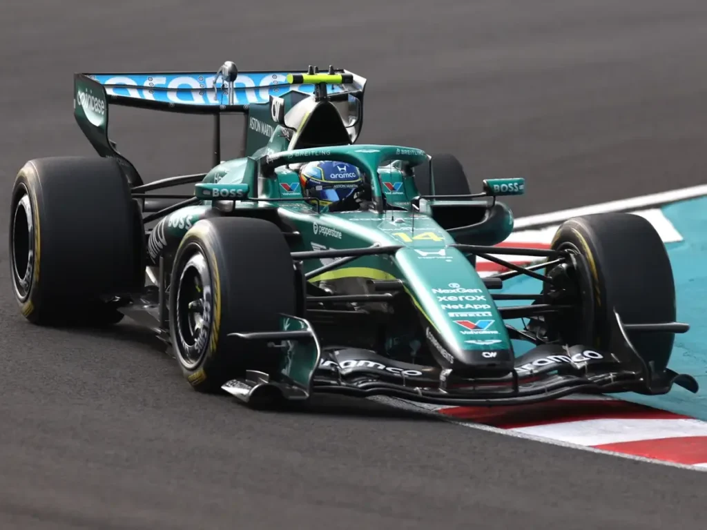 Foto zur News: Fernando Alonso: Keine Aston-Martin-Fortschritte in den nächsten Monaten