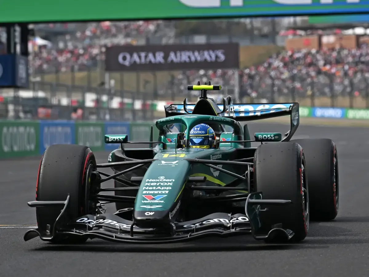 Goal achieved: First Grand Prix distance for Aston Martin by Fernando Alonso