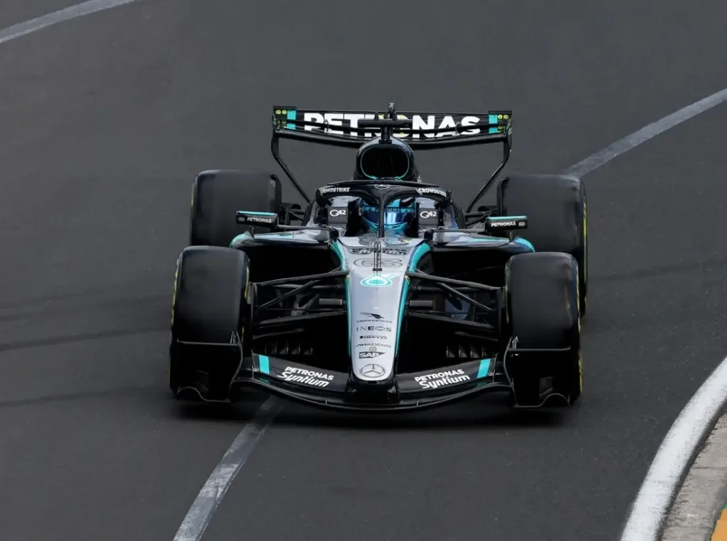 Foto zur News: Daten enthüllen: Wie Mercedes alle Gegner deklassiert