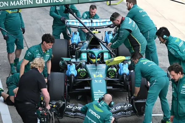 Honda cannot solve problems alone, help from Aston Martin needed