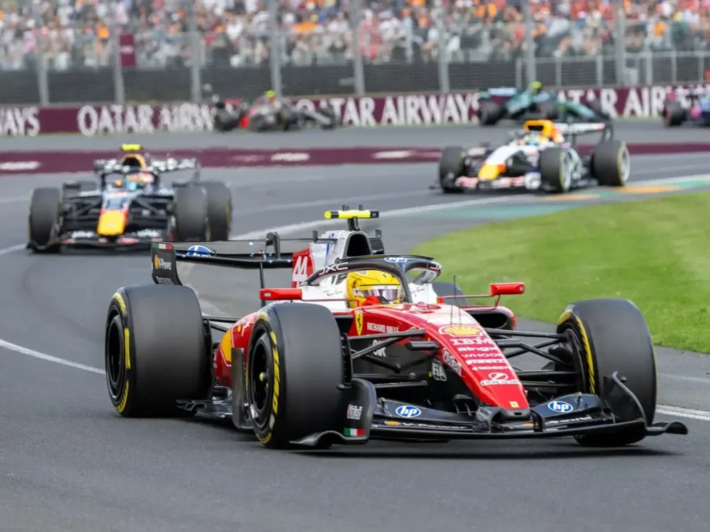 Foto zur News: Formel-E-Boss kritisiert neuen F1-Weg: 