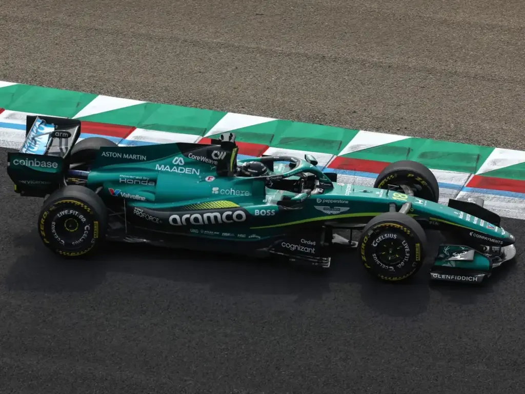 Photo for the news: Due to vibrations: Honda keeps Aston Martin car in Japan