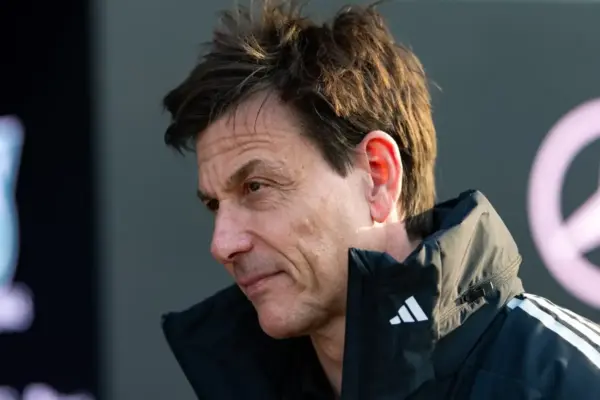 "Scalpel instead of baseball bat": Wolff warns against hasty changes