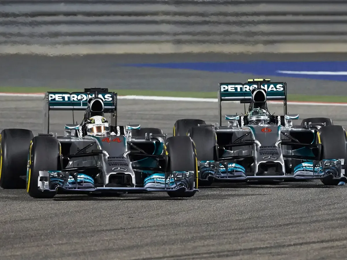 Bahrain 2014: Nico Rosberg was "too nice" to Lewis Hamilton