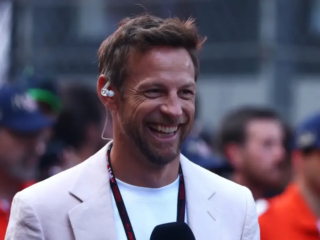 Foto zur News: Goodwood Revival 2026: Jenson Button trifft auf Jacques Villeneuve
