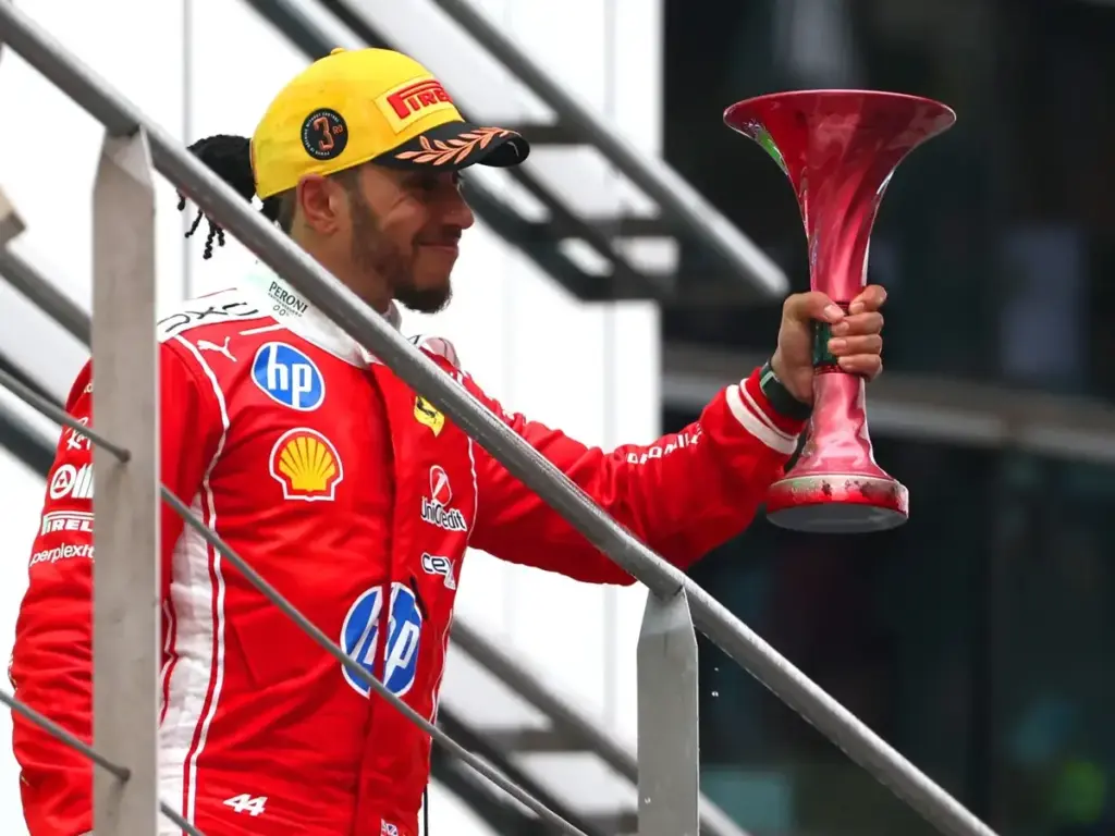 Photo for the news: Lewis Hamilton back to old strength? Why Eddie Irvine has doubts