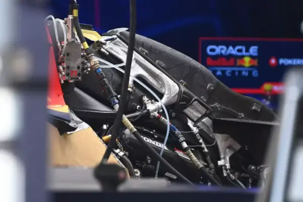Still 2026: Stefano Domenicali pushes for engine decision
