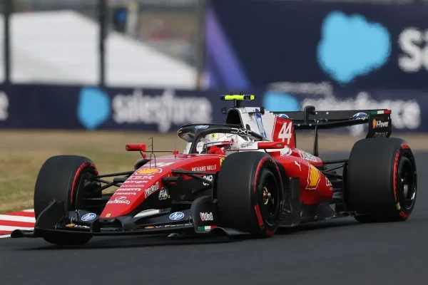 Lewis Hamilton at a loss after sixth place in Japan: Must have been something with the car