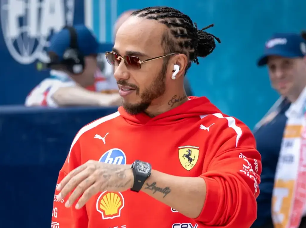 Photo for the news: Lewis Hamilton in GTA? Social media video reminiscent of Rockstar classic