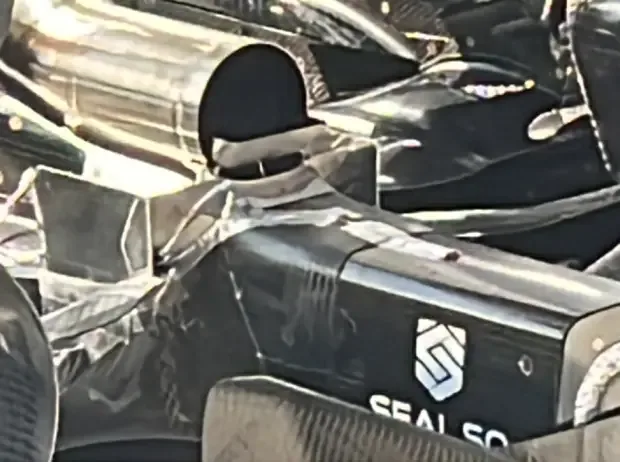 Photo for the news: Half a second advantage? A secret Ferrari weapon causes political controversy