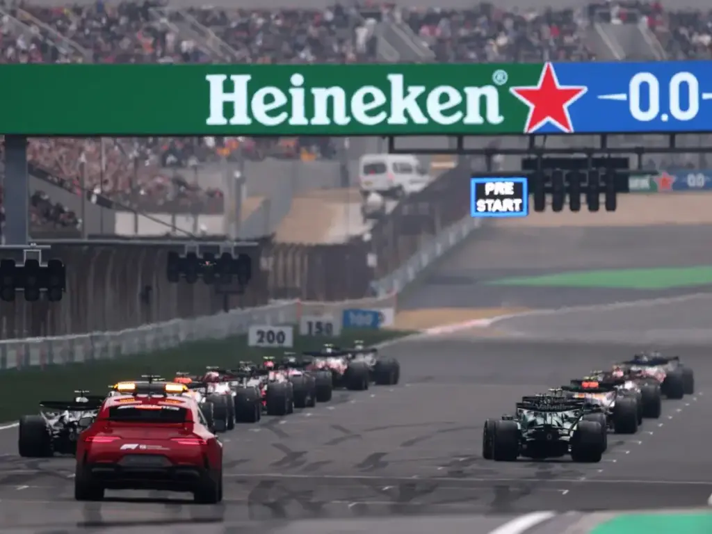 Photo for news: Software problems slow down FIA: New start system delayed