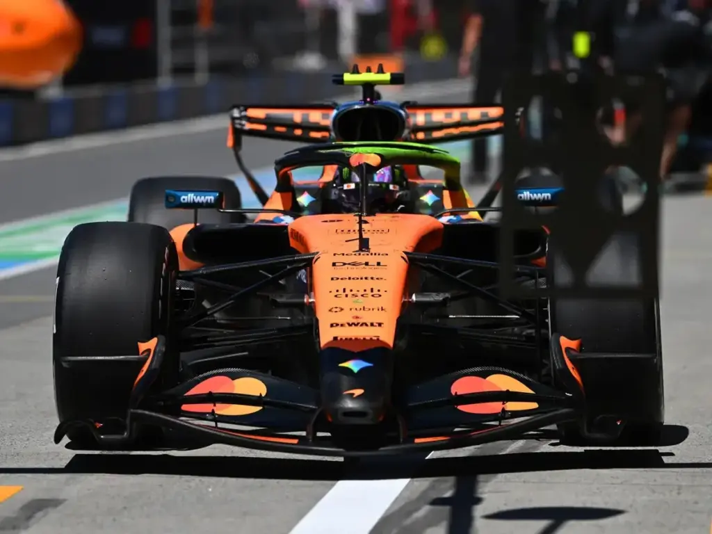 Foto zur News: Warum McLaren den neuen Frontflügel in Monaco erneut testen will