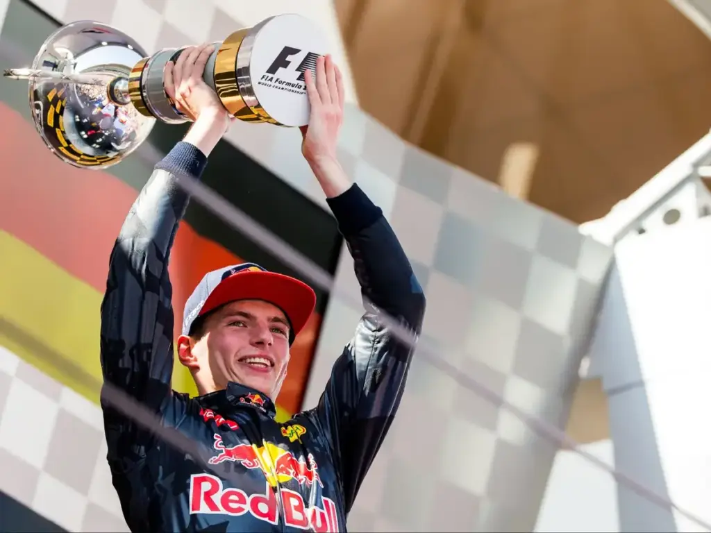 Foto zur News: Unerwarteter Erfolg: Verstappen packt über den Premierensieg aus