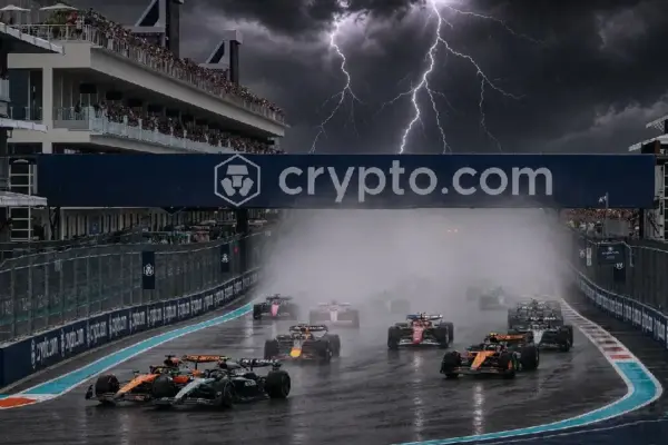 Lightning threats: Why Formula 1 cannot/must not race during thunderstorms